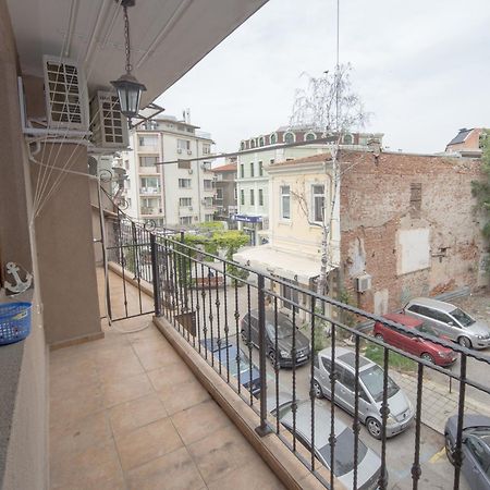 Aleks Top Center 2- Free Parking Burgas Bagian luar foto