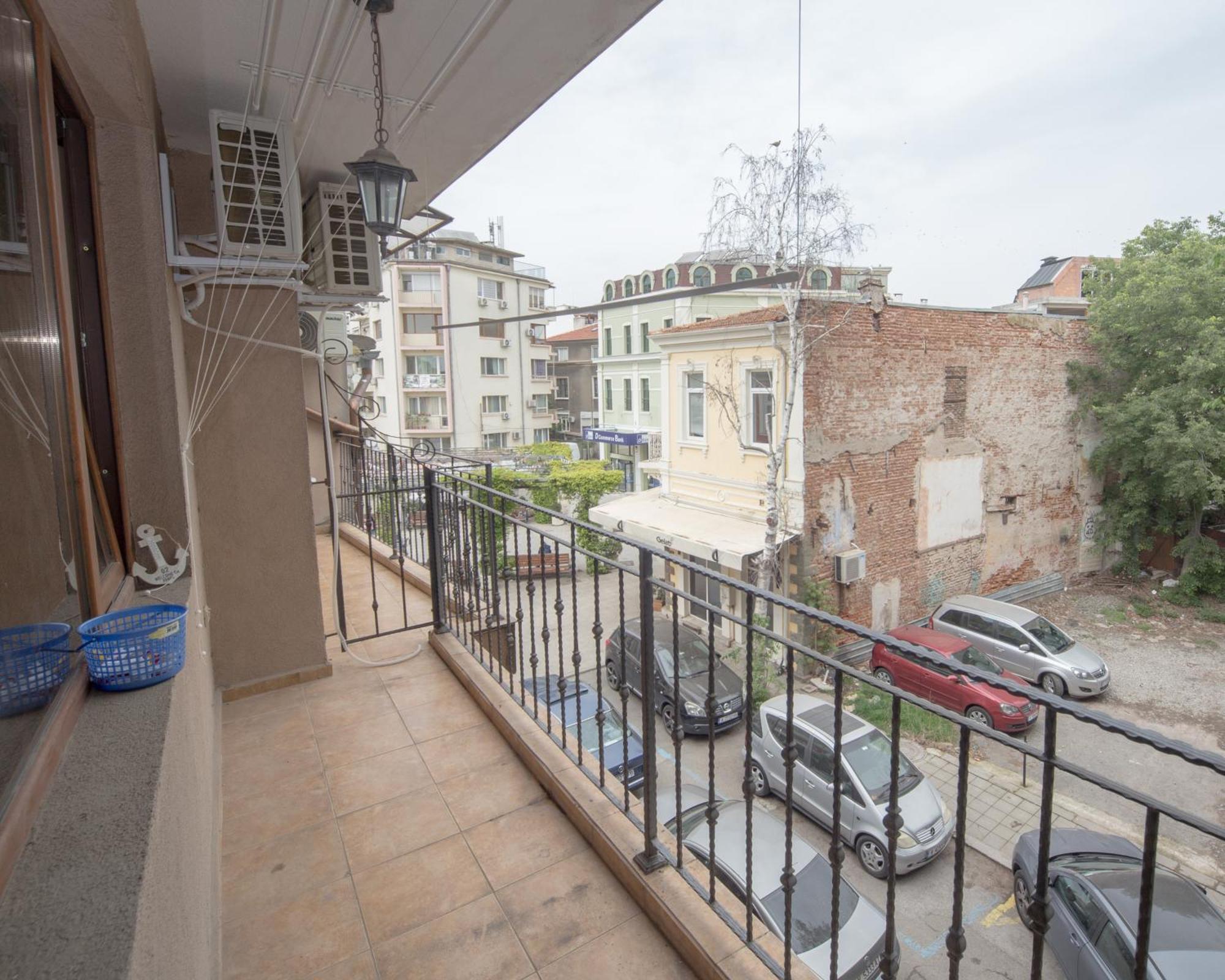 Aleks Top Center 2- Free Parking Burgas Bagian luar foto